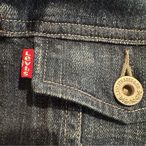 Women’s Classic Levi’s Denim Jean Jacket Medium - Picture 10 of 11